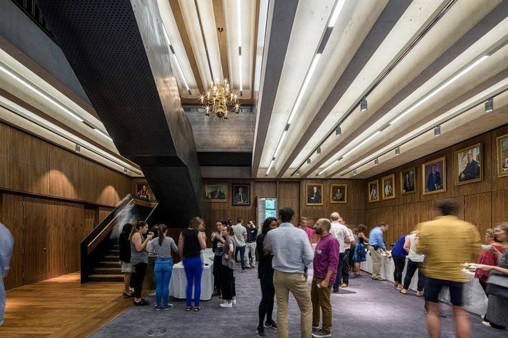 Royal College of Pathologists, London