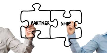 Bytes and Secunia Partner
